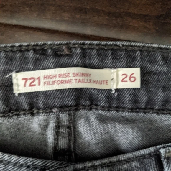 Distressed Grey Levi High Rise Skinny - Picture 5 of 8